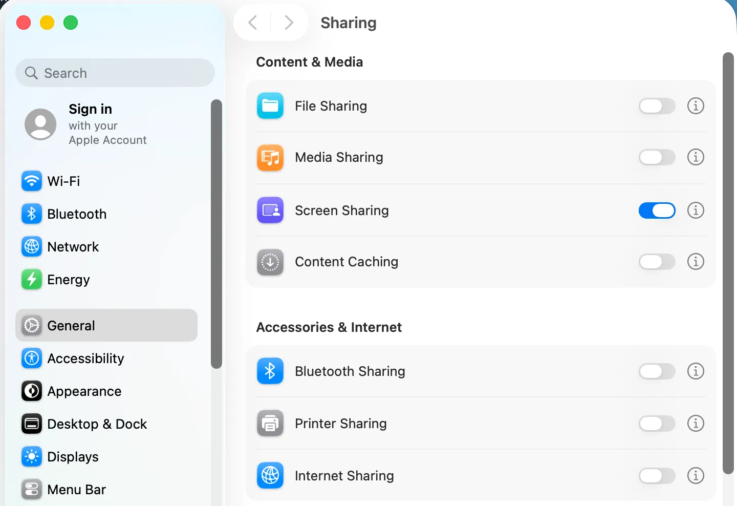 System Settings at General › Sharing, with Screen Sharing switched on and File Sharing, Media Sharing and Content Caching off.